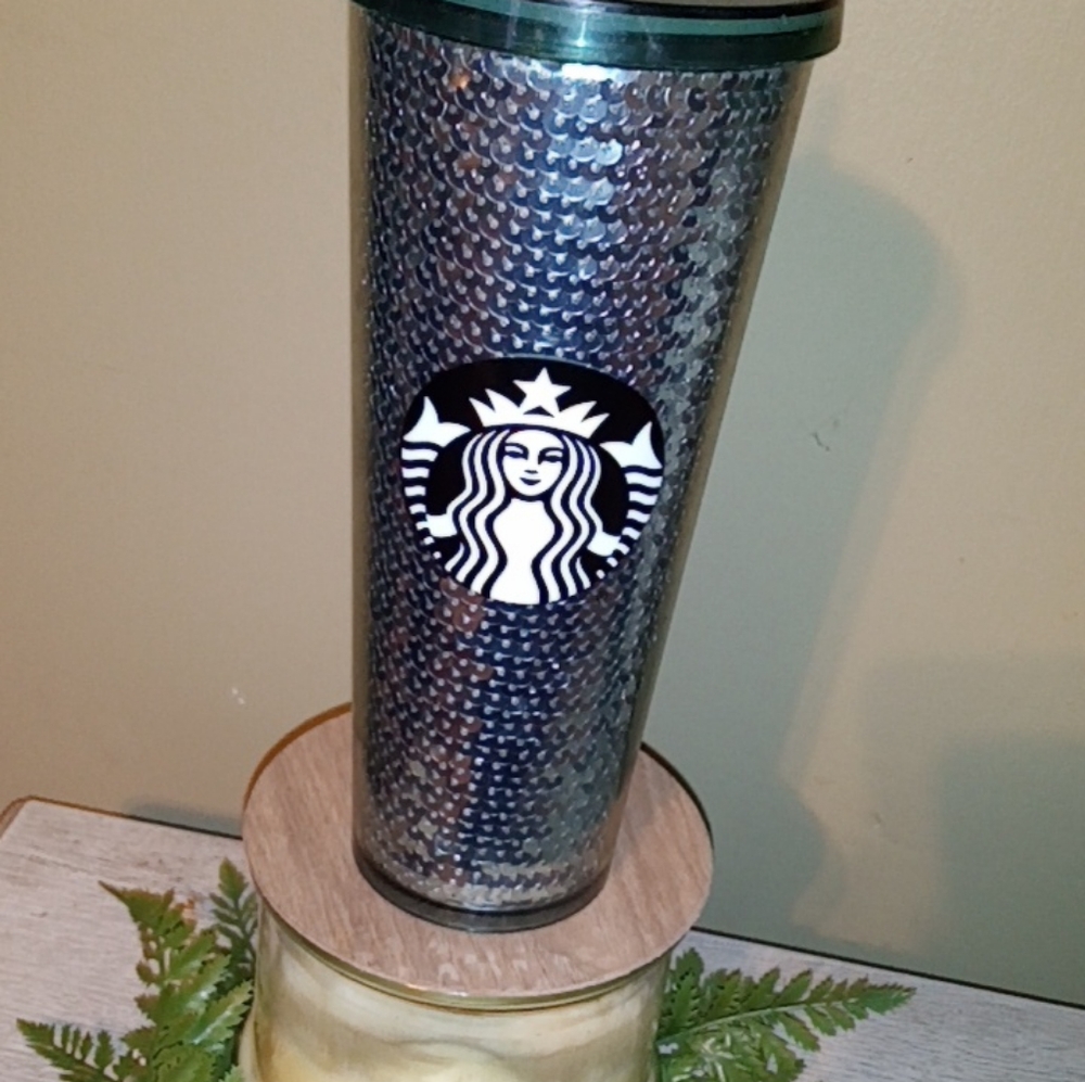 Nwt htf Starbucks tumbler